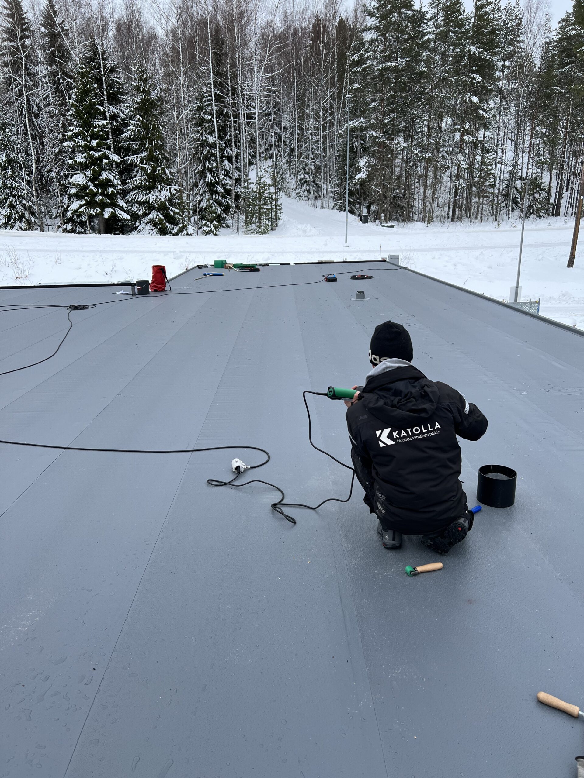 Kattoprojekti – konesaumakatto